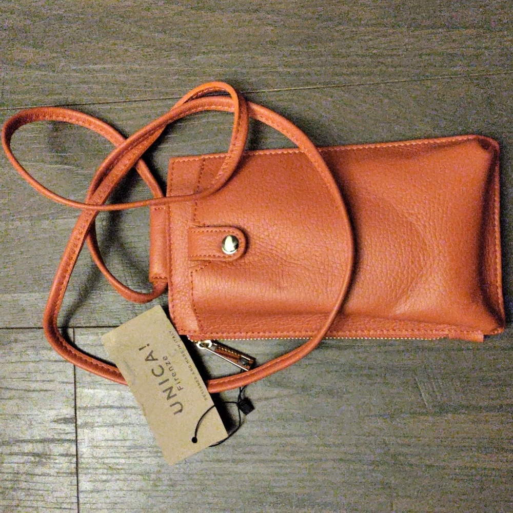 UNICA Leather Mobile Phone Crossbody Holder